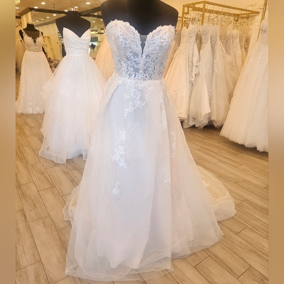 Rebecca Ingram Dolly by Maggie Sottero - Picture 4 of 7